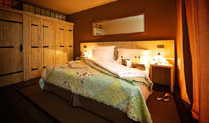 Are Adjoining Hotel Rooms A Good Idea Are Adjoining Hotel Rooms A Good Idea